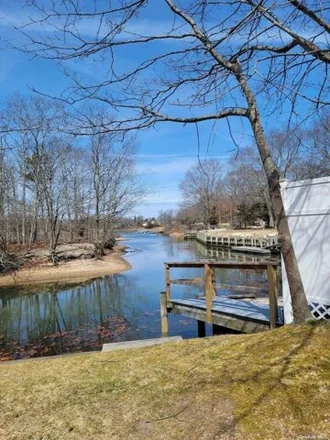 Image 2 - 2500 Ole Jule Ln, Mattituck, New York, 11952 - House for sale