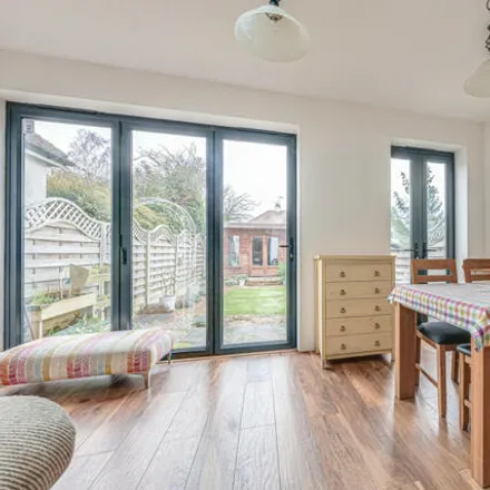 Image 4 - Bailey Road, Leigh on Sea, SS9 3PJ, United Kingdom - Duplex for sale