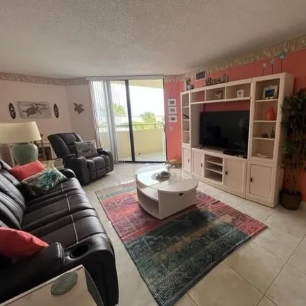 Image 2 - 5980 Sea Ranch Drive, Hudson, FL 34667, USA - Condo for sale