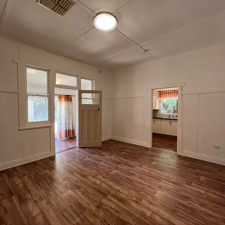Image 5 - Waratah Street, Parkes NSW 2870, Australia - Apartment for rent