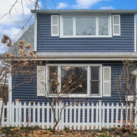 Buy this 3 bed house on 1206 Dewey Avenue in Evanston, IL 60202