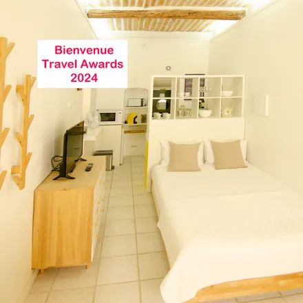 Rent this 1 bed apartment on Rue de l'Armurier in 84360 Lauris, France