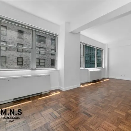Image 8 - 210 East 58th Street, New York, NY 10022, USA - House for rent