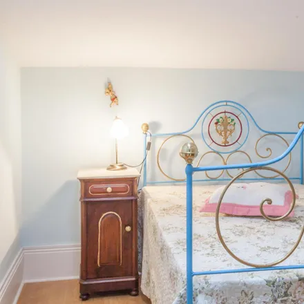 Rent this 8 bed room on Travessa de Santo Amaro in 4150-170 Porto, Portugal