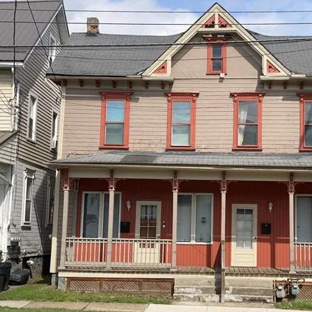 Buy this 5 bed house on Fairfield Avenue in Johnstown, PA 15906