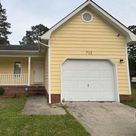 Rent this 3 bed house on 715 Dana Way in Fayetteville, North Carolina