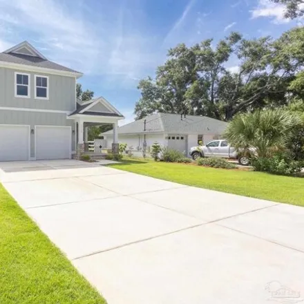 Image 2 - 3041 East Lloyd Street, East Pensacola Heights, Pensacola, FL 32503, USA - House for sale