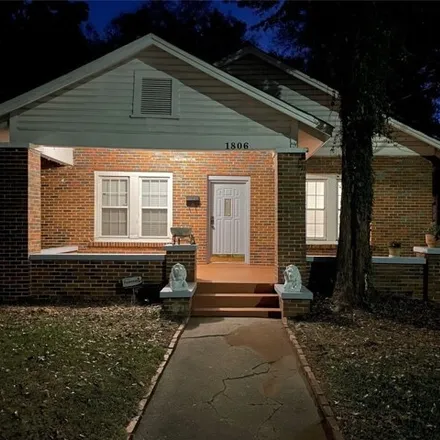 Buy this 3 bed house on 1812 Winona Avenue in Capitol Heights, Montgomery