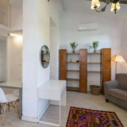 Image 2 - Carrer de Vidal Canelles, 20, 46011 Valencia, Spain - Apartment for rent