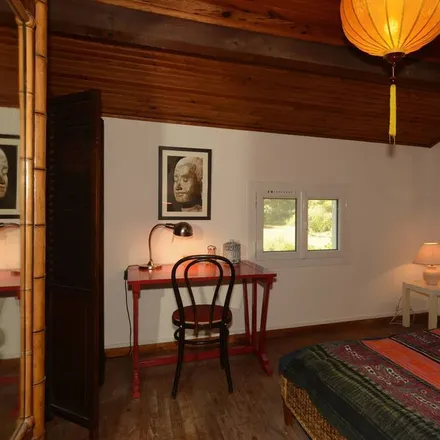 Rent this 1 bed apartment on 13920 Saint-Mitre-les-Remparts