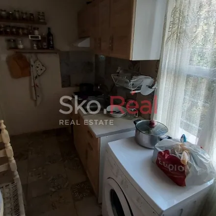 Rent this 2 bed apartment on Στράτωνος 17 in Thessaloniki Municipal Unit, Greece