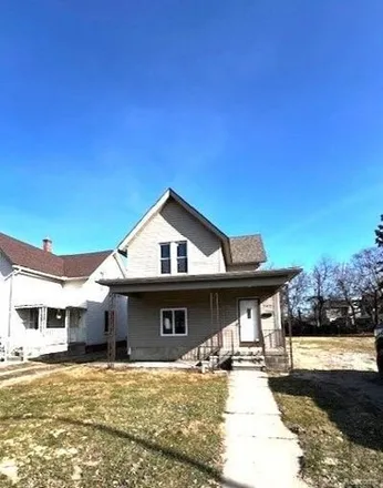 Rent this 4 bed house on Gratiot / Clemens (NB) in Northbound Gratiot Avenue, Mount Clemens