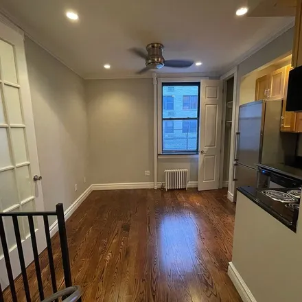 Rent this 1 bed apartment on 330 East 35th Street in New York, NY 10016
