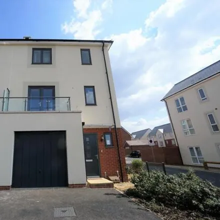 Rent this 6 bed townhouse on 30 Slade Baker Way in Bristol, BS16 1QT