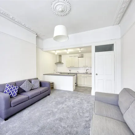 Image 4 - Ormeley Road, London, SW12 9QF, United Kingdom - Apartment for rent
