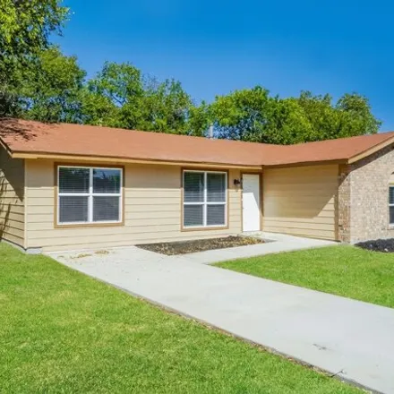 Rent this 3 bed house on 7375 Glen Heights in Bexar County, TX 78239