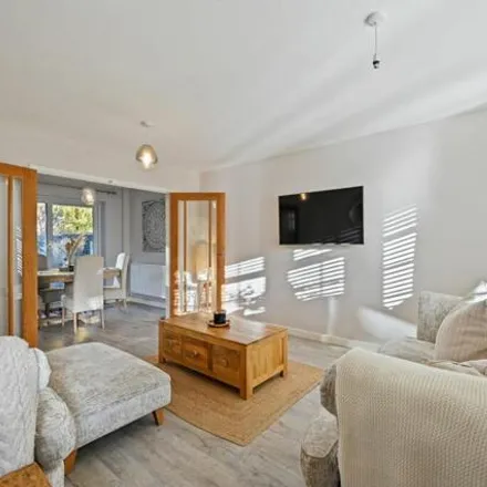 Buy this 3 bed townhouse on Grange Vale in London, SM2 6RN