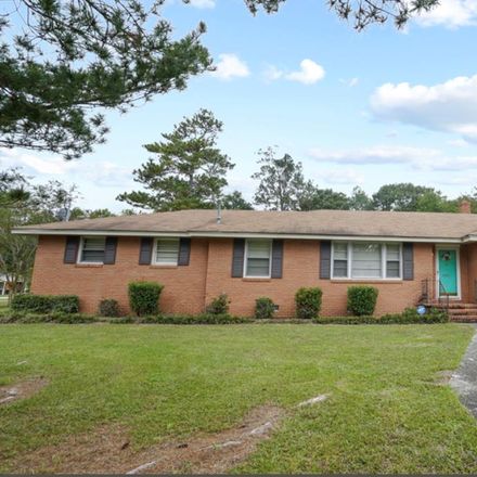 Rent this 3 bed house on 1198 Beckridge Drive in Shady Grove, Sumter County
