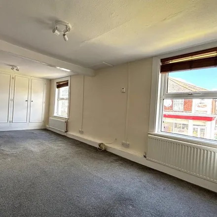 Image 3 - The Rusthall, 5 St Paul's Street, Rusthall, TN4 8RJ, United Kingdom - Apartment for rent