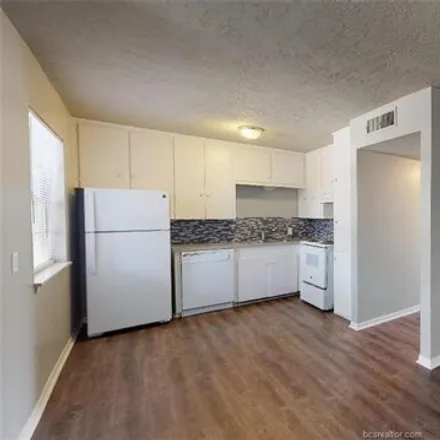 Image 2 - 3800 E 29th St Apt 3, Bryan, Texas, 77802 - Apartment for rent