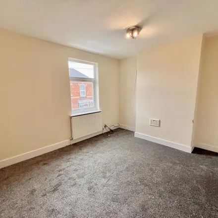 Rent this 2 bed townhouse on Barnby Gate in Newark on Trent, NG24 1RQ