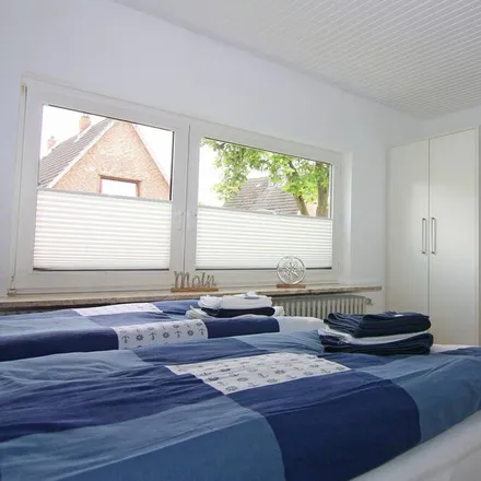 Rent this 5 bed house on 25761 Büsum