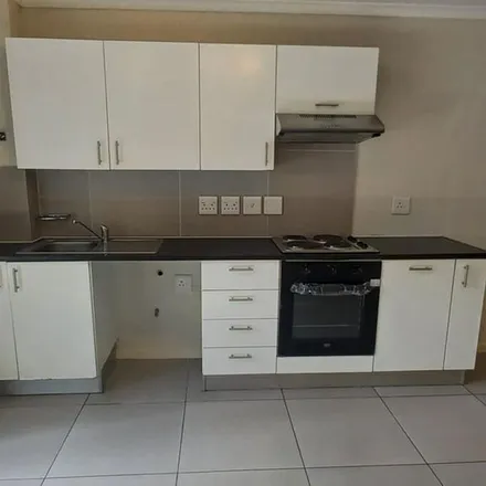 Image 2 - Olympic Locksmiths, 75 Imam Haron Road, Claremont, Cape Town, 7708, South Africa - Apartment for rent