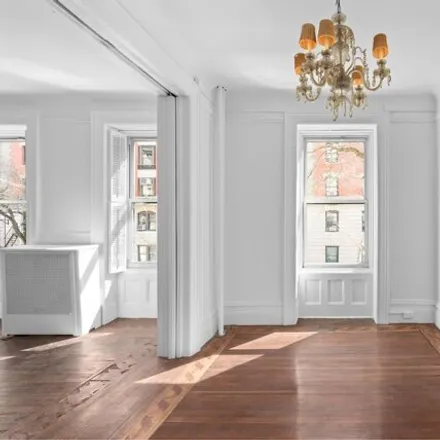 Image 5 - 27 East 95th Street, New York, NY 10128, USA - Apartment for sale