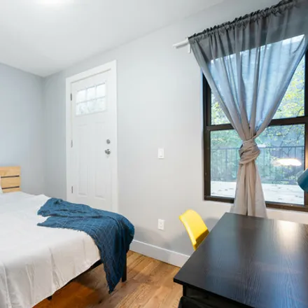 Image 3 - 780 Lafayette Avenue, Brooklyn, New York 11221, United States  Brooklyn New York - House for rent