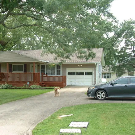 Buy this 3 bed house on 2874 Stafford Drive in Washington Township, OH 44904