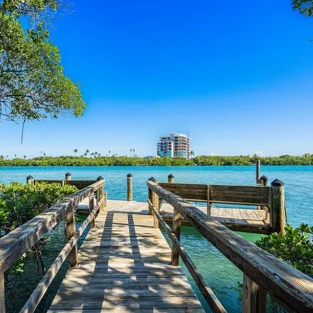 Buy this 2 bed condo on 199 Intracoastal Circle in Tequesta, Palm Beach County