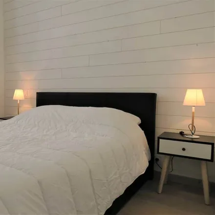 Rent this 1 bed apartment on 22730 Trégastel