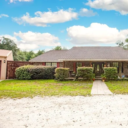 Buy this 3 bed house on 20098 119th Drive in Suwannee County, FL 32071