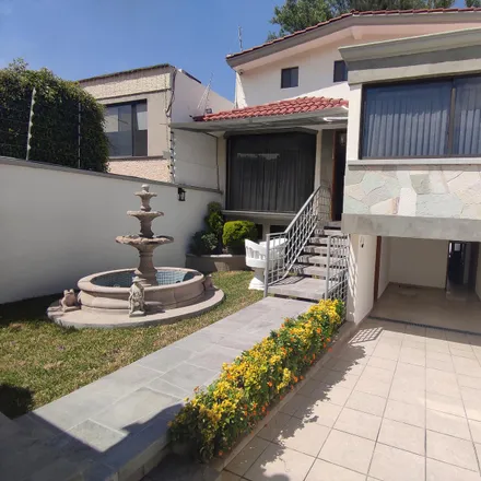 Rent this studio house on Circuito Pintores in 54055 Naucalpan de Juárez, MEX