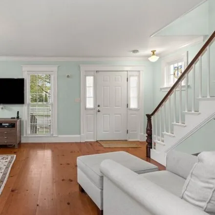 Image 7 - 215 Vernon Street, Wakefield, MA 01880, USA - House for sale