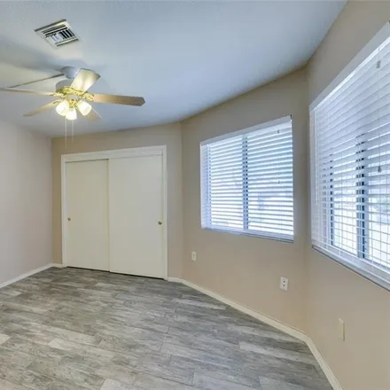 Image 8 - 8817 Marble Drive, Las Vegas, NV 89134, USA - Townhouse for sale
