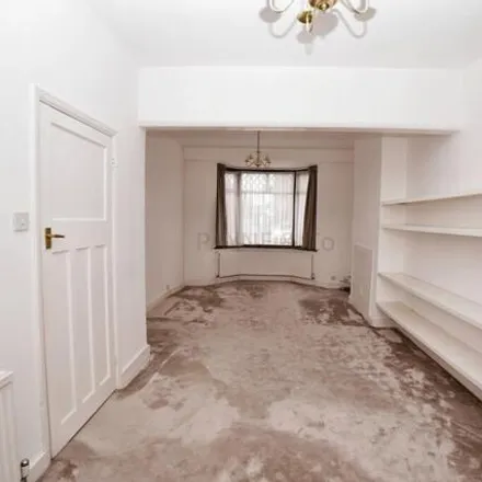 Image 3 - Smade Lounge, 284-294 Ley Street, London, IG1 4BS, United Kingdom - Townhouse for sale