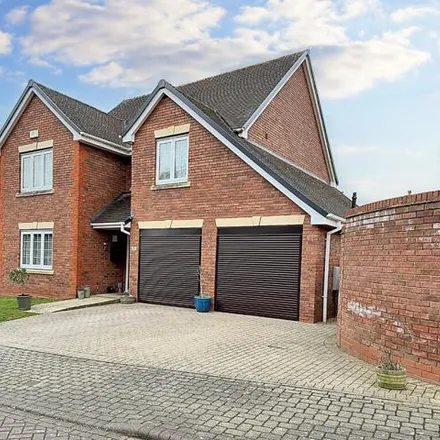 Buy this 4 bed house on Merlin Coppice in Telford and Wrekin, TF1 6TB