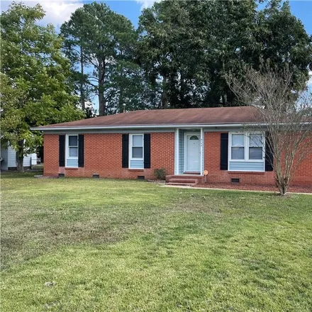 Image 1 - 5144 Wichita Drive, Fayetteville, NC 28303, USA - House for rent