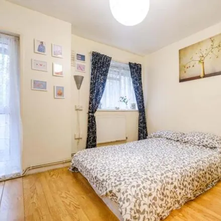 Image 5 - Camberwell Road, London, SE5 0DP, United Kingdom - Apartment for sale
