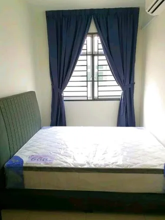 Rent this 3 bed apartment on Jalan Pulai 7 in 81930, Johor