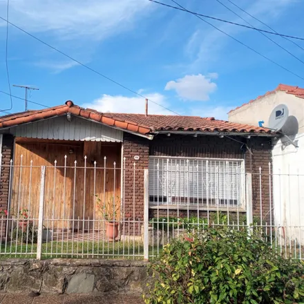 Buy this studio house on Bernasconi in Villa León, 1715 Ituzaingó