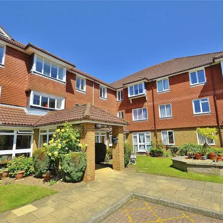 Rent this 2 bed apartment on St John the Evangelist Church in Church Walk, Godalming