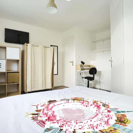 Rent this 1 bed apartment on 7 Place du Général De Gaulle in 59800 Lille, France