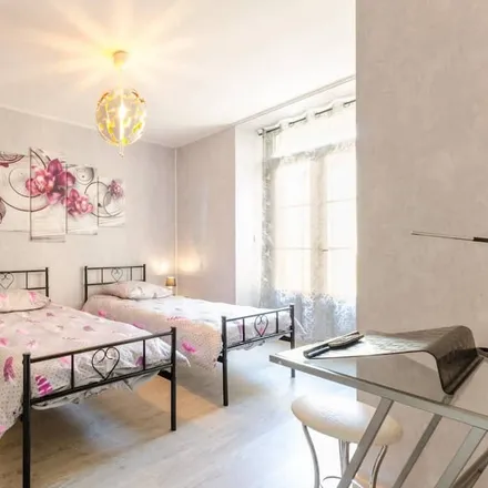 Rent this 3 bed house on Route de Nogent in 10370 Villenauxe-la-Grande, France
