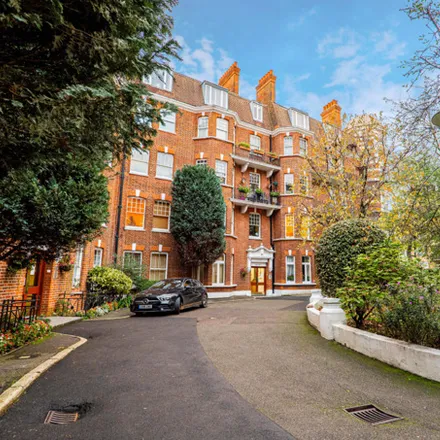 Buy this 3 bed apartment on King's Gardens in Acol Road, London