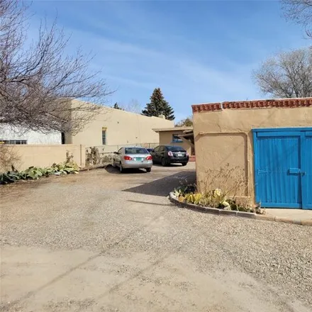 Image 5 - 868 Ninita Street, Santa Fe, NM 87505, USA - House for sale