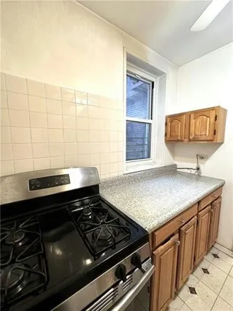 Image 7 - 2815 Ocean Parkway, New York, NY 11235, USA - Apartment for sale