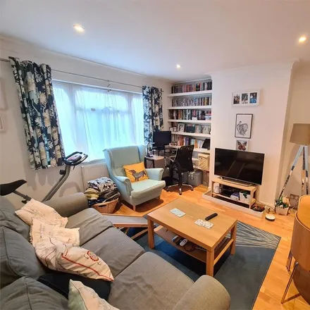 Rent this 2 bed apartment on Hobbs Green in London, N2 0TG