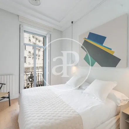 Rent this 2 bed apartment on Calle de Sagasta in 14, 28004 Madrid